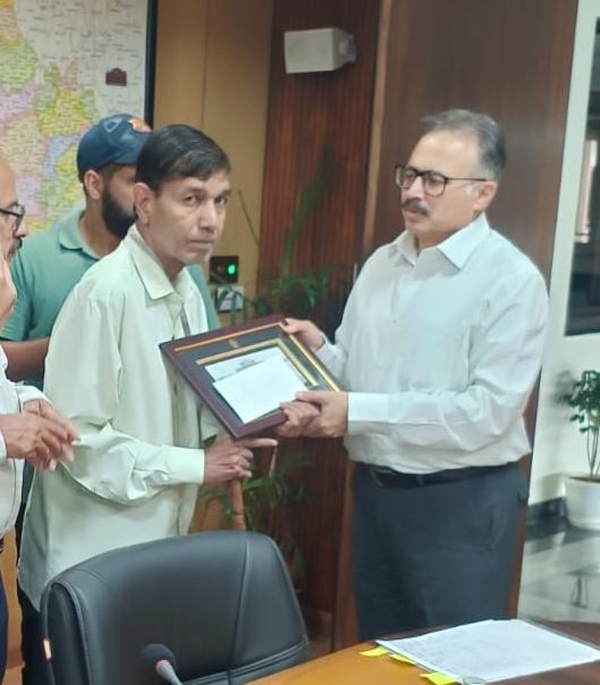 पुलिस सेवा में समर्पण और निष्ठा का एक भावुक दृश्य