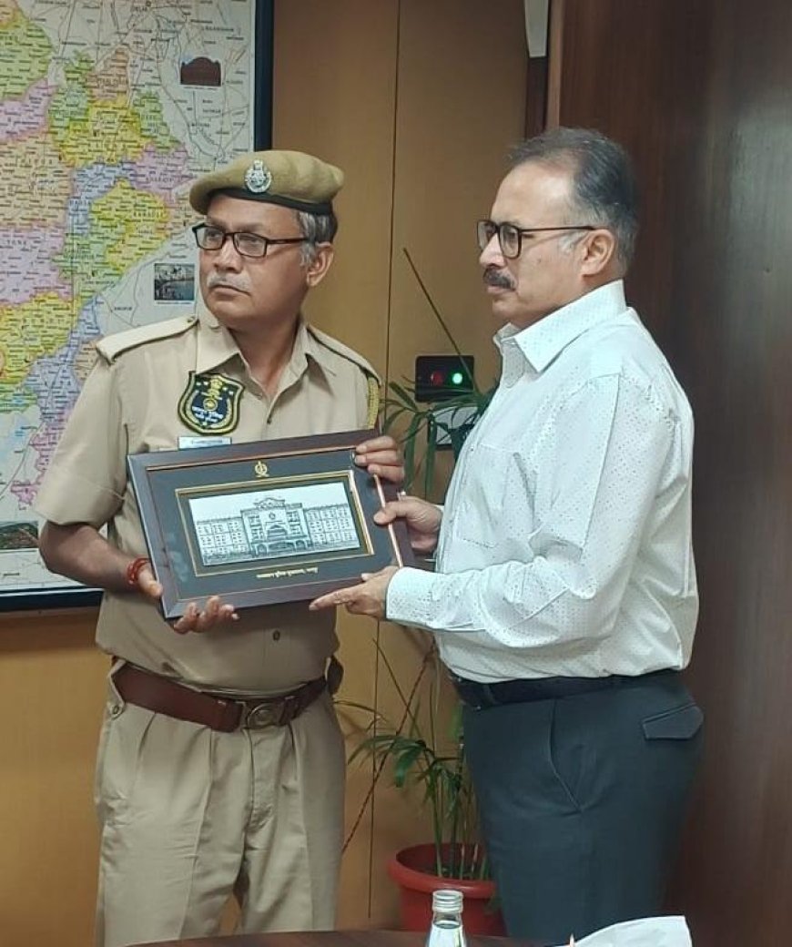 पुलिस सेवा में समर्पण और निष्ठा का एक भावुक दृश्य