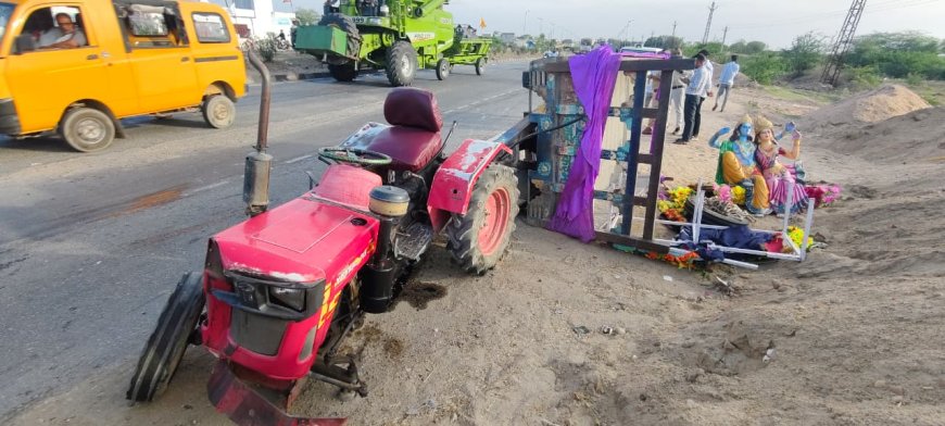 निवाई से कौथून बालाजी मंदिर जा रहे ट्रेक्टर-ट्राली को ट्रोले ने मारी टक्कर