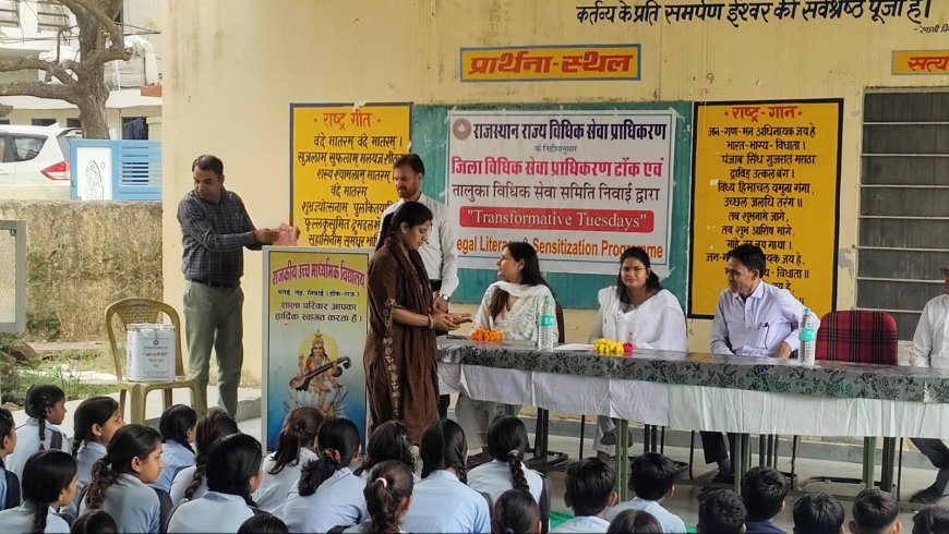 मोबाइल के अधिक उपयोग को बताया घातक- सृष्टि चौधरी