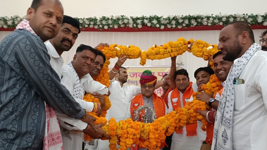 राजस्थान प्रभारी अग्रवाल ने कार्यकर्ताओं की ली बैठक, दिए दिशा-निर्देश