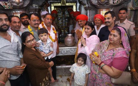 उपमुख्यमंत्री डॉ. प्रेमचंद बैरवा ने किए प्रभु श्री चारभुजानाथजी के दर्शन