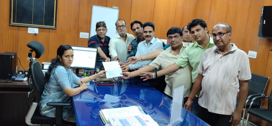 संत सुरक्षा के लिए जैन समाज ने दिया ज्ञापन