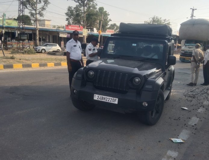 ट्रैफिक नियम तोड़ने वालों पर राजस्थान पुलिस का शिकंजा जारी