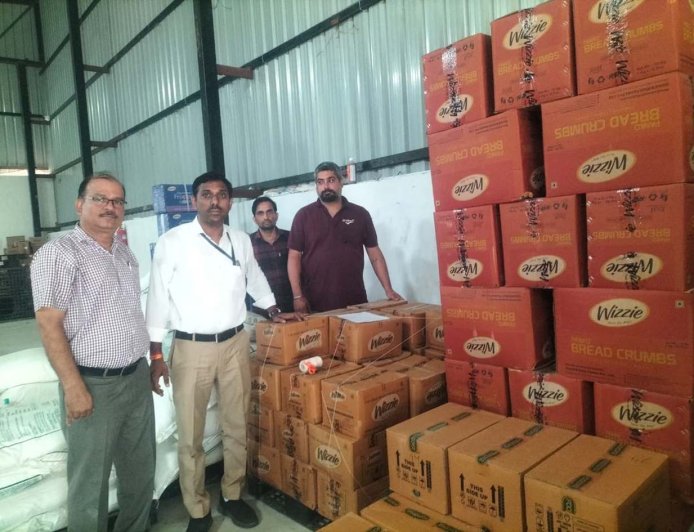 1300 किलो खाद्य सामग्री जब्त, 450 किलो नष्ट करवाई