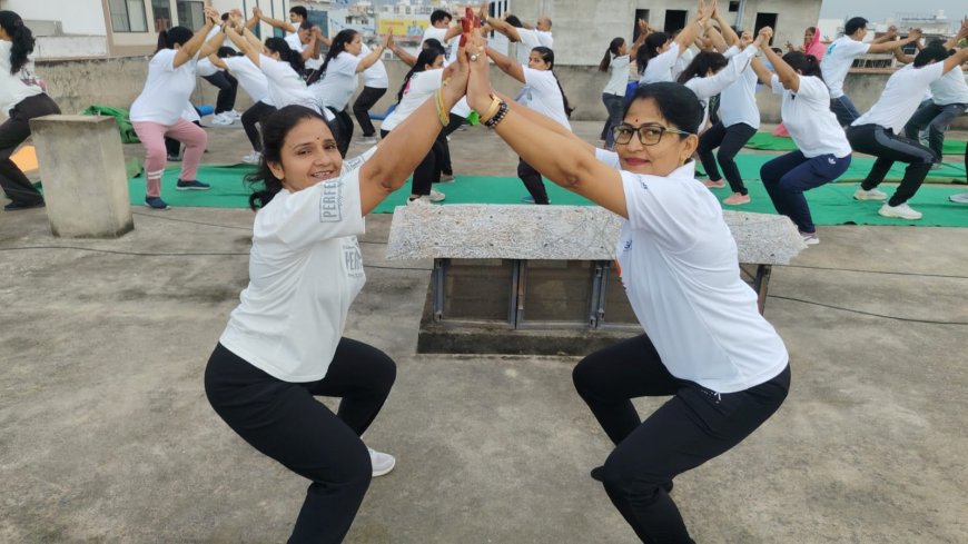 भाजपा करणी विहार मण्डल धावास  और 'द वेलनेस पॉइंट 3' ने उत्साह के साथ मनाया विश्व योग दिवस*