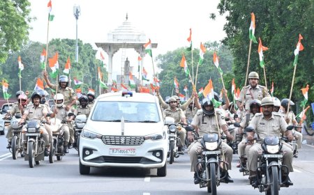तिरंगा बाइक रैली ने जगाया देशभक्ति का जज्बा