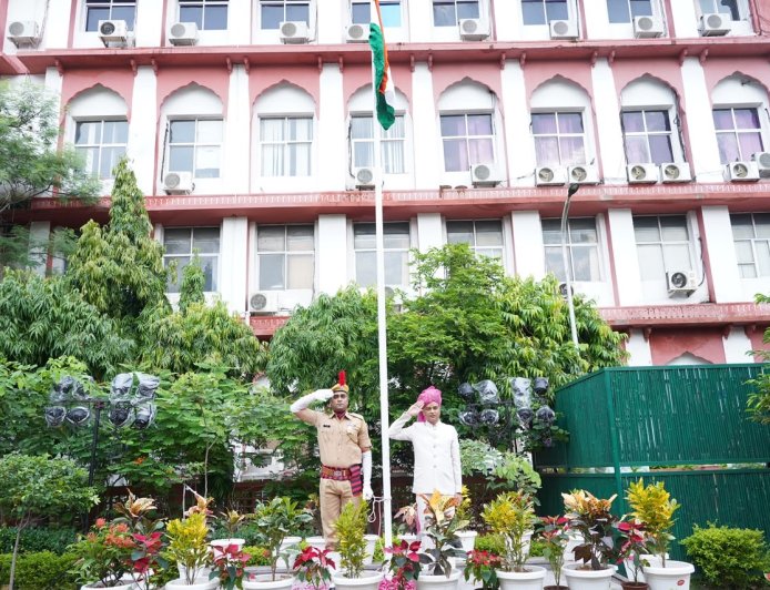 जेडीए में हर्षोल्लास के साथ मनाया गया 80वां स्वतंत्रता दिवस