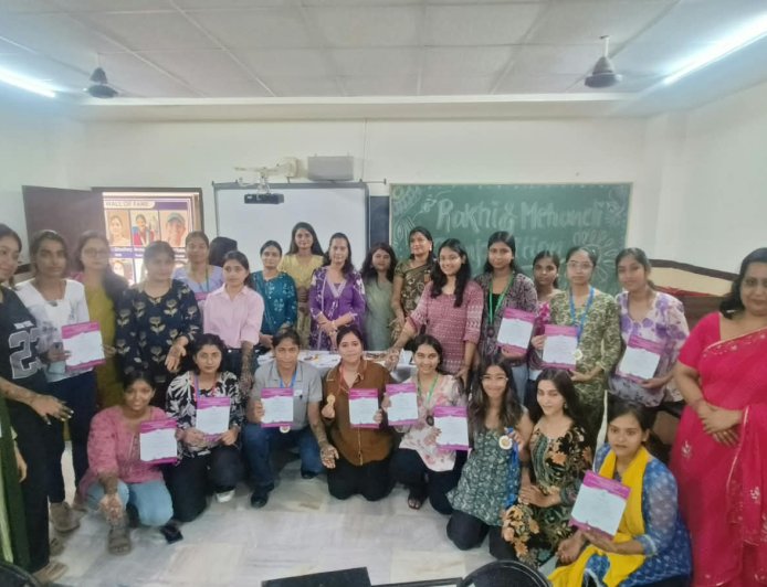 सेंट विल्फ्रेड्स कॉलेज फॉर गर्ल्स में ' सृजन' प्रतियोगिता का सफल आयोजन