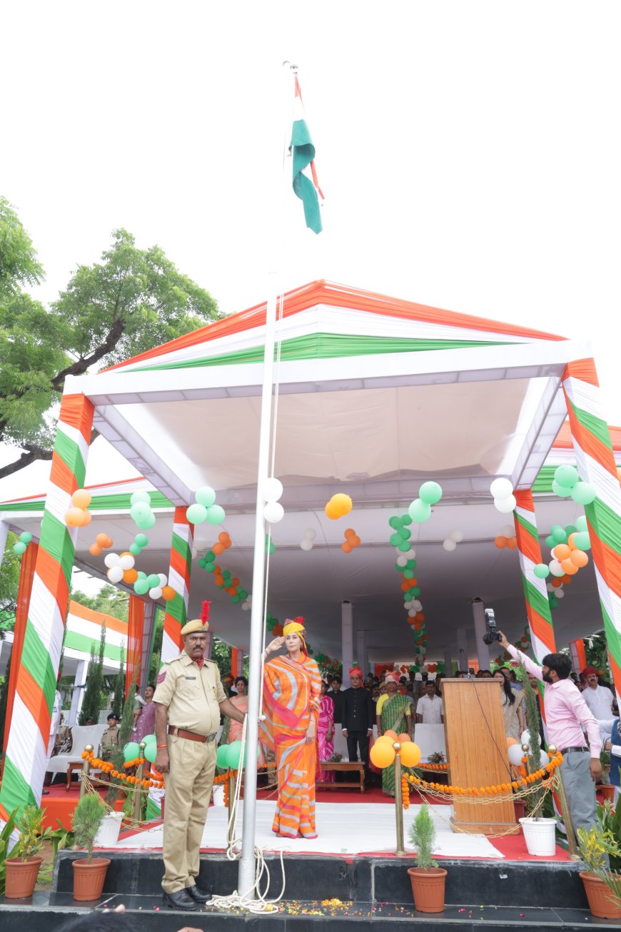 उपमुख्यमंत्री दिया कुमारी ने किया ध्वजारोहण