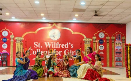 सेंट विल्फ्रेड्स कॉलेज फॉर गर्ल्स में जन्माष्टमी एवं शिक्षक दिवस समारोह का आयोजन