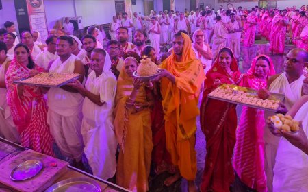 व्यक्ति जैसा भीतर से है, वैसा ही बाहर से दिखाई दे, यही सच्चा आर्जव धर्म है- आचार्य सुन्दर सागर महाराज