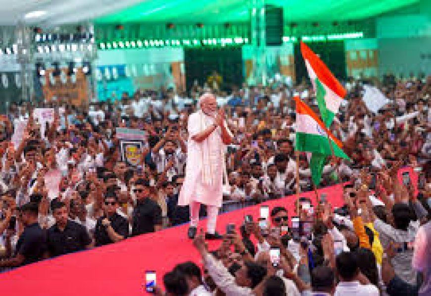 पीएम मोदी का जेन-जी संवाद, धुरंधर के गाने पर एंट्री