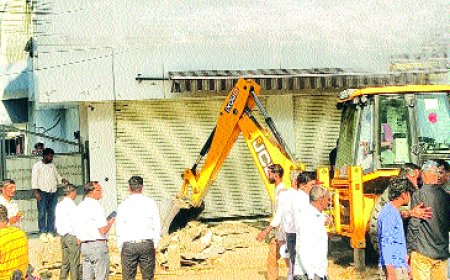 सोडाला से गुर्जर की थड़ी तक जेडीए का बुलडोजर एक्शन