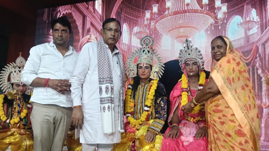 भगवान श्रीराम के राजतिलक महोत्सव में उमड़े श्रद्धालु, गूंजे जयकारे